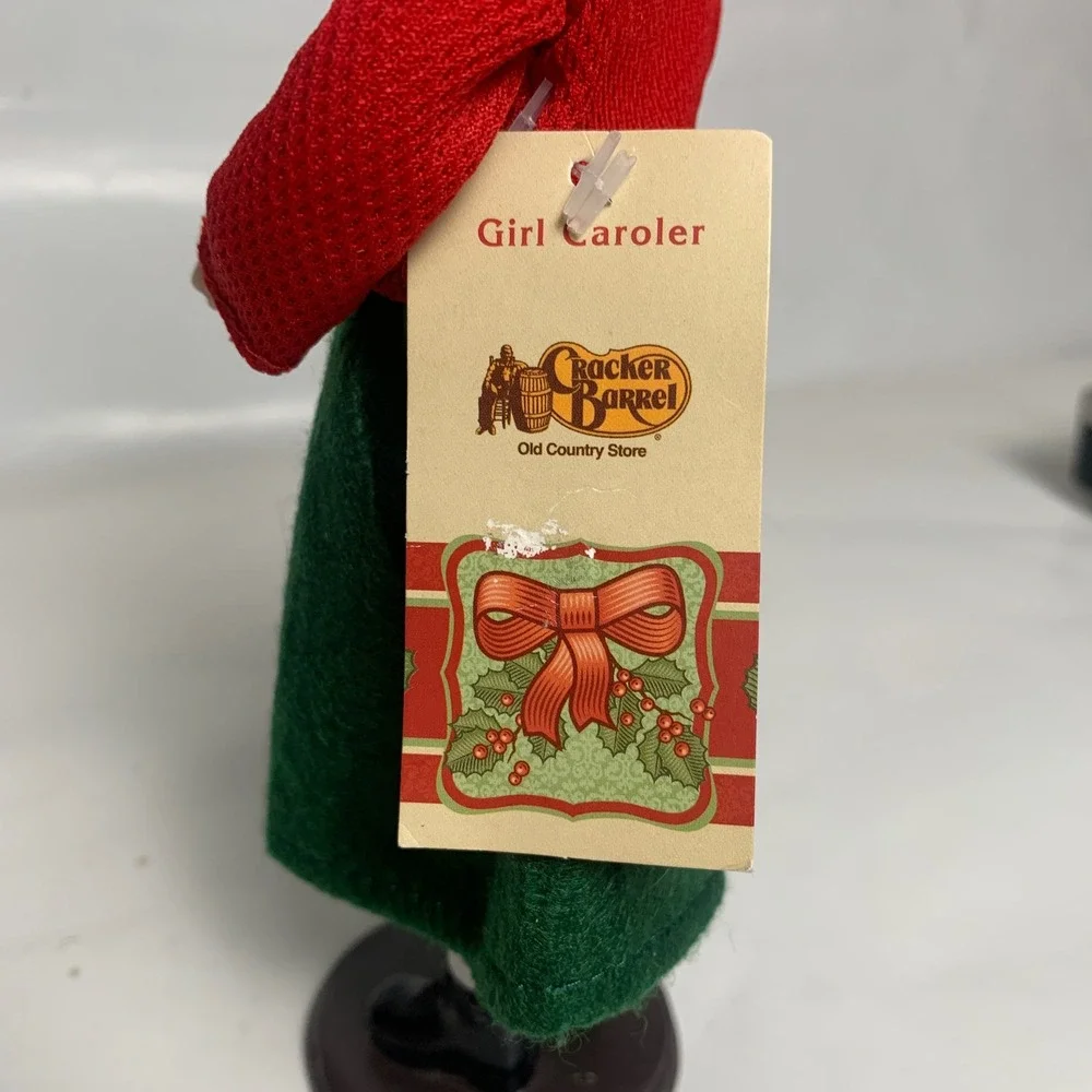 Cracker Barrel Boy and Girl Caroler Christmas Figurine Set Red Green New Holiday
